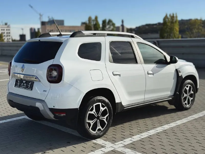 🏁в продаже renault duster комплектация: drive год выпуска: 2021 пробег на табло: 64 000 км птс : электронный, юр. чистый двигатель: 1.3 бензин трансмиссия: cvt vin: x7lhsrp3968215410 цена: 1 250 000 новая цена: 1 240 000 руб. 📞 +7 (863) 209-79-25 адрес: г. ростов-на-дону, тц «сиверс», пр. сиверса, 23 – как нас найти способы оплаты: — наличные; — кредит (20 банков); — безнал без ндс; — обмен на ваш авто. больше подробностей об авто и способах оплаты узнавайте у менеджера @autozaorndbot ___________ смотрите все авто в наличии – https://autozao. ru/ 🗺️ присоединяйтесь к авто зао в других городах: — москва — краснодар — екатеринбург - фотография - 3