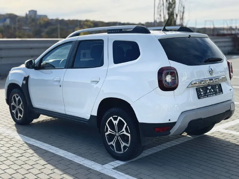 🏁в продаже renault duster комплектация: drive год выпуска: 2021 пробег на табло: 64 000 км птс : электронный, юр. чистый двигатель: 1.3 бензин трансмиссия: cvt vin: x7lhsrp3968215410 цена: 1 250 000 новая цена: 1 240 000 руб. 📞 +7 (863) 209-79-25 адрес: г. ростов-на-дону, тц «сиверс», пр. сиверса, 23 – как нас найти способы оплаты: — наличные; — кредит (20 банков); — безнал без ндс; — обмен на ваш авто. больше подробностей об авто и способах оплаты узнавайте у менеджера @autozaorndbot ___________ смотрите все авто в наличии – https://autozao. ru/ 🗺️ присоединяйтесь к авто зао в других городах: — москва — краснодар — екатеринбург - фотография - 4