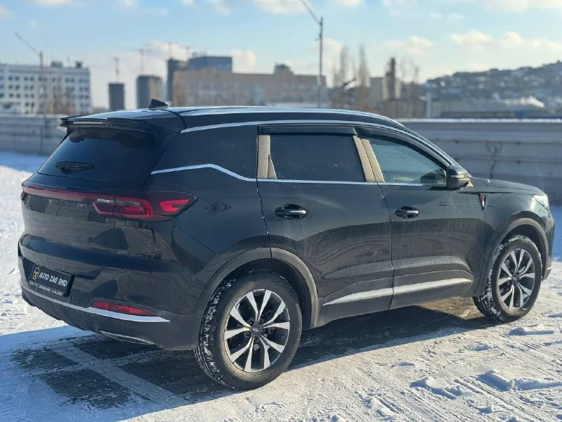 🏁в продаже chery tiggo 7 pro max год выпуска: 2023 пробег на табло: 72 528 км птс: электронный, юр. чистый двигатель: 1.5 бензин трансмиссия: cvt vin: lvvdb21b5pd827816 цена: 1 490 000 руб. 📞 + 7 (928) 113-61-61 адрес: г. ростов-на-дону, тц «сиверс», пр. сиверса, 23 – как нас найти способы оплаты: — наличные; — кредит (20 банков); — безнал без ндс; — обмен на ваш авто. больше подробностей об авто и способах оплаты узнавайте у менеджера @autozaorndbot ___________ 👾🎄играть в гонку автозао 🎅🏻 смотрите все авто в наличии – https://autozao. ru/ 🗺️ присоединяйтесь к авто зао в других городах: — москва — краснодар — екатеринбург - фотография - 3