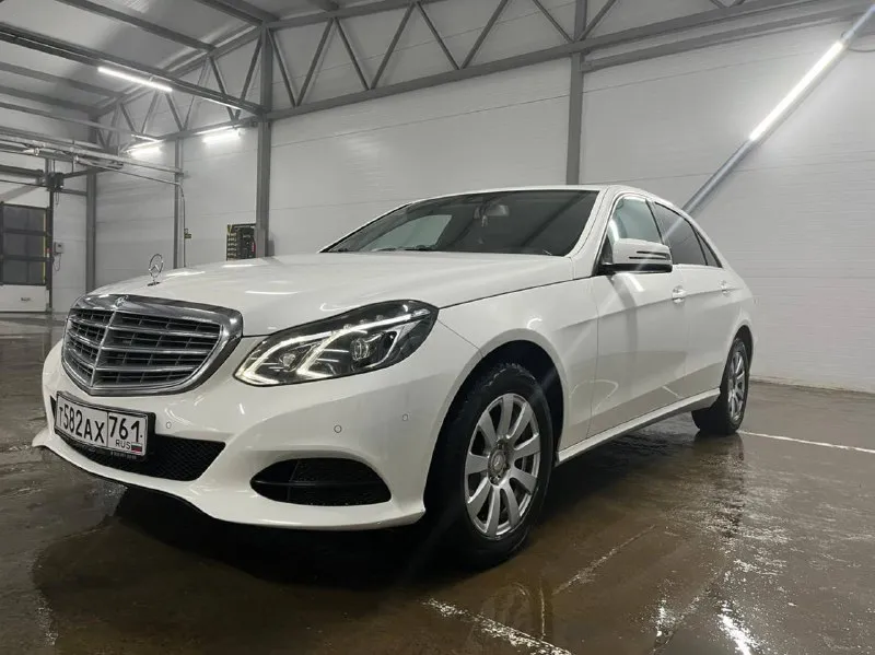 🚗марка модель:mercedes-benz e-класс 🗓️год выпуска: 2014 г. 💵цена: 1650000 р. 🕹️кпп: автомат 7 ступен... - фотография
