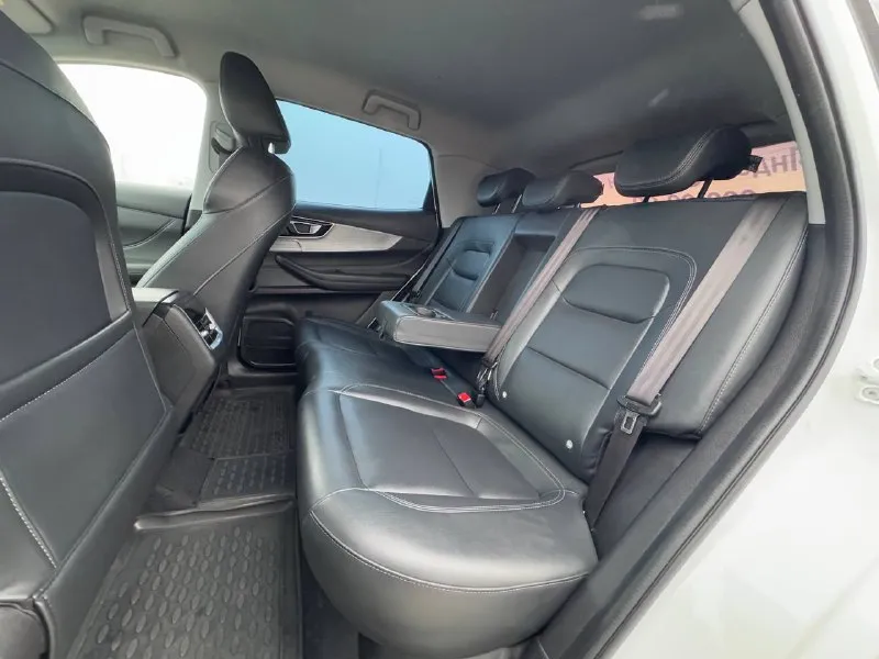 🏁в продаже chery tiggo 4 pro год выпуска: 2023 пробег на табло: 67 000 км птс: электронный, юр. чистый двигатель: 1.5 бензин трансмиссия: cvt vin: lvvdb21b8pd953653 цена: 1 050 000 новая цена: 1 020 000 руб. 📞 + 7 (928) 113-61-61 адрес: г. ростов-на-дону, тц «сиверс», пр. сиверса, 23 – как нас найти способы оплаты: — наличные; — кредит (20 банков); — безнал без ндс; — обмен на ваш авто. больше подробностей об авто и способах оплаты узнавайте у менеджера @autozaorndbot _______________ смотрите все авто в наличии – https://autozao. ru/ 🗺️ присоединяйтесь к авто зао в других городах: — москва — краснодар — екатеринбург - фотография - 10