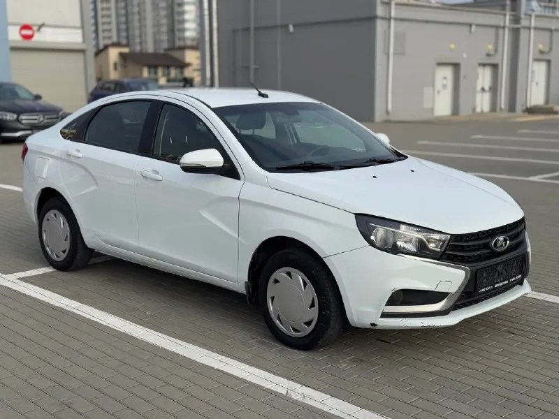🏁в продаже lada vesta год выпуска: 2021 пробег на табло: 153 000 км птс: электронный, юр. чистый двигатель: 1.6 бензин трансмиссия: cvt vin:xtagfl440ny593290 цена: 670 000 новая цена: 660 000 руб. 📞 + 7 (928) 113-61-61 адрес: г. ростов-на-дону, тц «сиверс», пр. сиверса, 23 – как нас найти способы оплаты: — наличные; — кредит (20 банков); — безнал без ндс; — обмен на ваш авто. больше подробностей об авто и способах оплаты узнавайте у менеджера @autozaorndbot __________________ смотрите все авто в наличии – https://autozao. ru/ 🗺️ присоединяйтесь к авто зао в других городах: — москва — краснодар — екатеринбург - фотография - 3