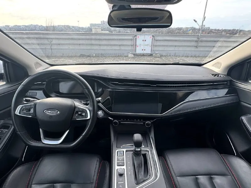 🏁в продаже omoda s5 год выпуска: 2023 пробег на табло: 56 300 км птс: электронный, юр. чистый двигатель: 1.5 бензин трансмиссия: cvt vin: lvvdc21b5pd187586 цена: 1 110 000 новая цена: 1 090 000 руб. 📞 + 7 (928) 113-61-61 адрес: г. ростов-на-дону, тц «сиверс», пр. сиверса, 23 – как нас найти способы оплаты: — наличные; — кредит (20 банков); — безнал без ндс; — обмен на ваш авто. больше подробностей об авто и способах оплаты узнавайте у менеджера в @autozaorndbot __________________ смотрите все авто в наличии – https://autozao. ru/ 🗺️ присоединяйтесь к авто зао в других городах: — москва — краснодар — екатеринбург - фотография - 5