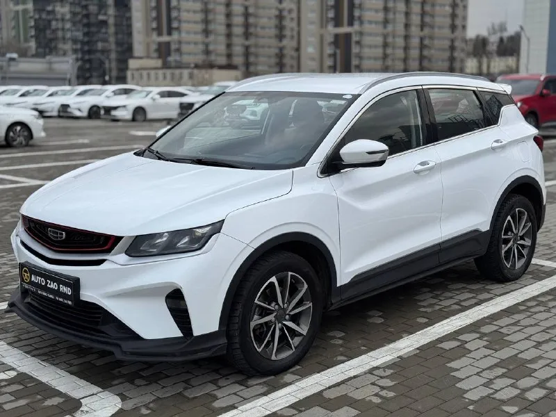 🏁в продаже geely coolray год выпуска: 2023 пробег на табло: 78 456 км птс: электронный, юр. чистый двигатель: 1.5 бензин трансмиссия: amt vin: y4k8622z9pb920834 цена: 1 350 000 новая цена: 1 320 000 руб. 📞 + 7 (928) 113-61-61 адрес: г. ростов-на-дону, тц «сиверс», пр. сиверса, 23 – как нас найти способы оплаты: — наличные; — кредит (20 банков); — безнал без ндс; — обмен на ваш авто. больше подробностей об авто и способах оплаты узнавайте у менеджера в @autozaorndbot __________________ смотрите все авто в наличии – https://autozao. ru/ 🗺️ присоединяйтесь к авто зао в других городах: — москва — краснодар — екатеринбург - фотография - 1