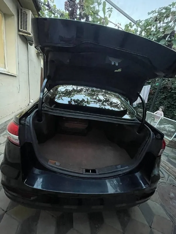 Ford fusion 2019 sel 1.5 ecoboost (184 л. с.) 1 владелец, в собственности 2 года. пробег 190 000 км. отличное состояние. кузов в родной краске. двигатель 2021 года, классический автомат (не робот). комплектация: кожа, люк, подогрев сидений, sync 3, carplay/android auto, адаптивный круиз, камера, парктроники, контроль слепых зон. обмен — только с доплатой от 950 000 ₽. автотека по запросу. осмотр: ростов-на-дону, западный. цена: 1 550 000 ₽ срочно. тел. : +7 (989) 533-08-66 вк: vk. ru/id138489116 - фотография - 4