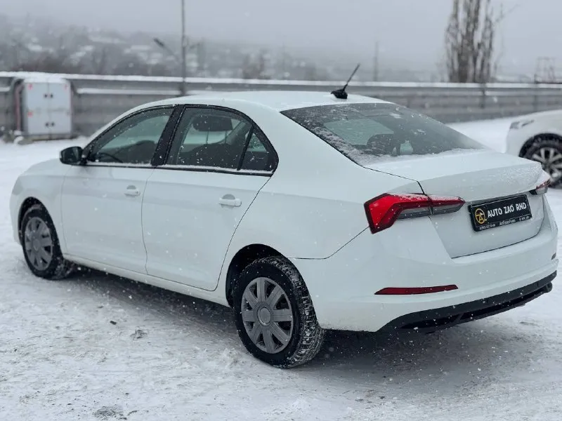 🏁в продаже skoda rapid год выпуска: 2021 пробег на табло: 118 000 км птс : электронный, юр. чистый двигатель: 1.6 бензин трансмиссия: at vin: xw8ac2nh8mk124358 цена: 990 0000 руб. 📞 + 7 (928) 113-61-61 адрес: г. ростов-на-дону, тц «сиверс», пр. сиверса, 23 – как нас найти способы оплаты: — наличные; — кредит (20 банков); — безнал без ндс; — обмен на ваш авто. больше подробностей об авто и способах оплаты узнавайте у менеджера @autozaorndbot ______________ смотрите все авто в наличии – https://autozao. ru/ 🗺️ присоединяйтесь к авто зао в других городах: — москва — краснодар — екатеринбург - фотография - 3