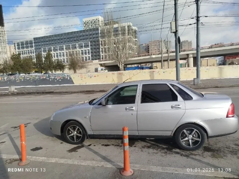 Lada priora 2011 год на полном ходу пороги все целые цена 275к машина в ростове 89061844400 - фотография - 5