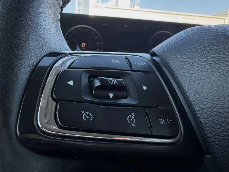 🏁в продаже chery tiggo 7 pro max год выпуска: 2023 пробег на табло: 78 000 км птс : электронный, юр. чистый двигатель: 1.5 бензин трансмиссия: cvt vin: lvvdb21b3pd745793 цена: 1 480 000 руб. 📞 + 7 (928) 113-61-61 адрес: г. ростов-на-дону, тц «сиверс», пр. сиверса, 23 – как нас найти способы оплаты: — наличные; — кредит (20 банков); — безнал без ндс; — обмен на ваш авто. больше подробностей об авто и способах оплаты узнавайте у менеджера @autozaorndbot ______________ смотрите все авто в наличии – https://autozao. ru/ 🗺️ присоединяйтесь к авто зао в других городах: — москва — краснодар — екатеринбург - фотография - 6