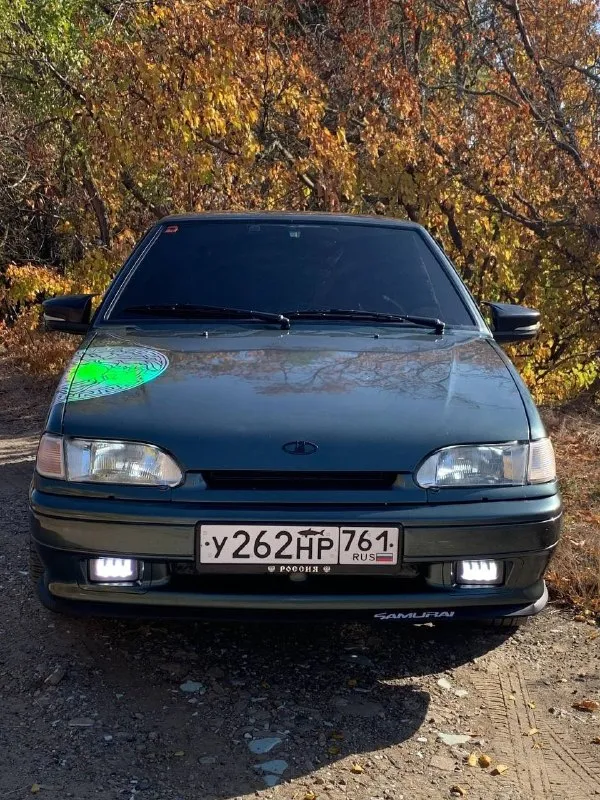 Ваз 2115, 2011 года автомобиль весь целый, недавно открылся капот, если успею поменяю, а так торг у... - фотография