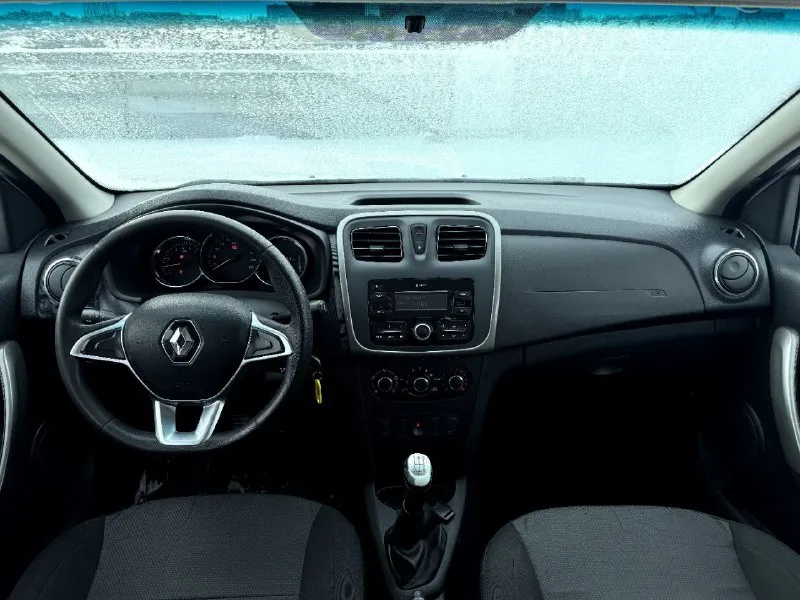 🏁в продаже renault logan год выпуска: 2021 пробег на табло: 81 000км птс: электронный, юр. чистый двигатель: 1.6 бензин трансмиссия: мt vin: x7l4srlv467346080 цена: 570 000 руб. 📞 + 7 (928) 113-61-61 адрес: г. ростов-на-дону, тц «сиверс», пр. сиверса, 23 – как нас найти способы оплаты: — наличные; — кредит (20 банков); — безнал без ндс; — обмен на ваш авто. больше подробностей об авто и способах оплаты узнавайте у менеджера @autozaorndbot _______________ смотрите все авто в наличии – https://autozao. ru/ 🗺️ присоединяйтесь к авто зао в других городах: — москва — краснодар — екатеринбург - фотография - 5