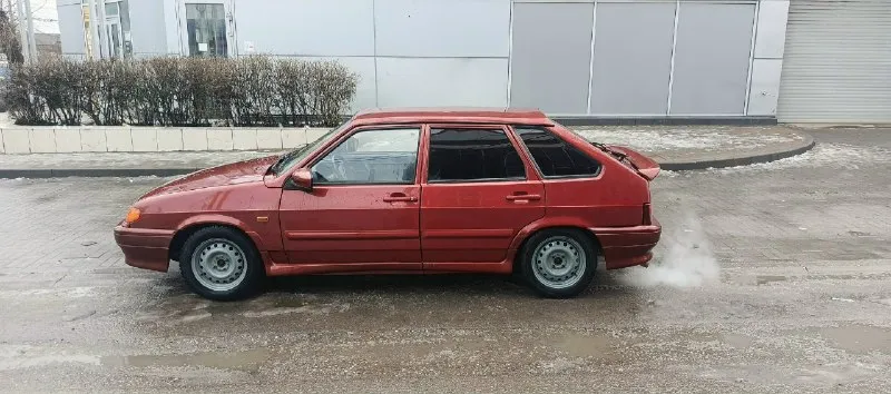 Продам 2114 в хорошем состоянии, 8 год на полном уверенном ходу, с доками все четко на учете стоит,... - фотография