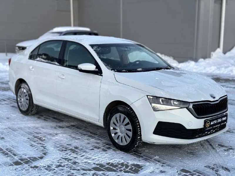 🏁в продаже skoda rapid год выпуска: 2021 пробег на табло: 132 000км птс: электронный, юр. чистый двигатель: 1.6 бензин трансмиссия: аt vin: xw8ac2nh8nk102099 цена: 990 000 руб. 📞 +7 (938) 130-35-61 адрес: г. ростов-на-дону, тц «сиверс», пр. сиверса, 23 – как нас найти способы оплаты: — наличные; — кредит (20 банков); — безнал без ндс; — обмен на ваш авто. больше подробностей об авто и способах оплаты узнавайте у менеджера @autozaorndbot _______________ смотрите все авто в наличии – https://autozao. ru/ 🗺️ присоединяйтесь к авто зао в других городах: — москва — краснодар — екатеринбург - фотография - 2
