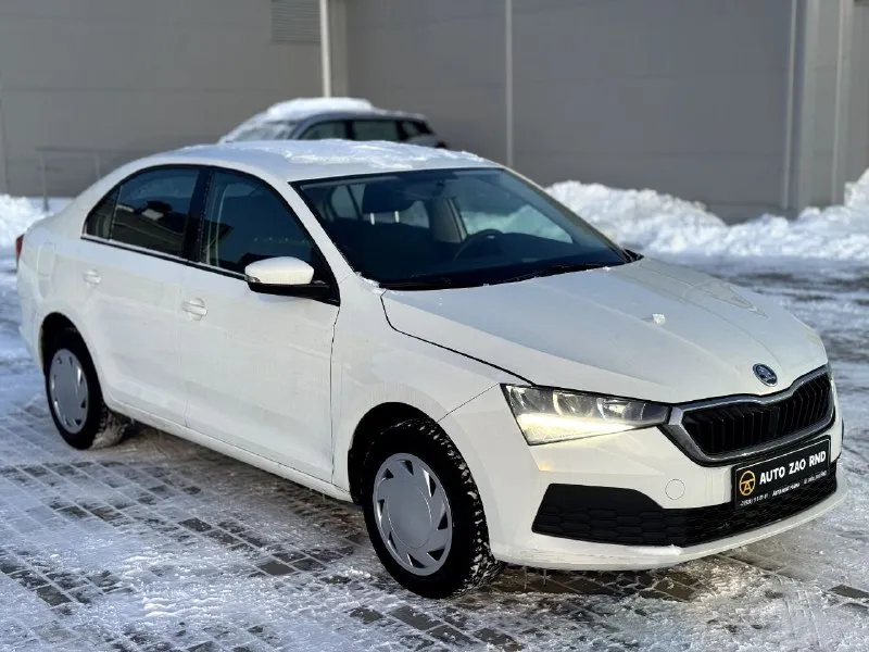 🏁в продаже skoda rapid год выпуска: 2021 пробег на табло: 127 000 км птс: электронный, юр. чистый двигатель: 1.6 бензин трансмиссия: аt vin: xw8ac2nh1mk133533 цена: 990 000 руб. 📞 +7 (938) 130-35-61 адрес: г. ростов-на-дону, тц «сиверс», пр. сиверса, 23 – как нас найти способы оплаты: — наличные; — кредит (20 банков); — безнал без ндс; — обмен на ваш авто. больше подробностей об авто и способах оплаты узнавайте у менеджера @autozaorndbot _______________ смотрите все авто в наличии – https://autozao. ru/ 🗺️ присоединяйтесь к авто зао в других городах: — москва — краснодар — екатеринбург - фотография - 2