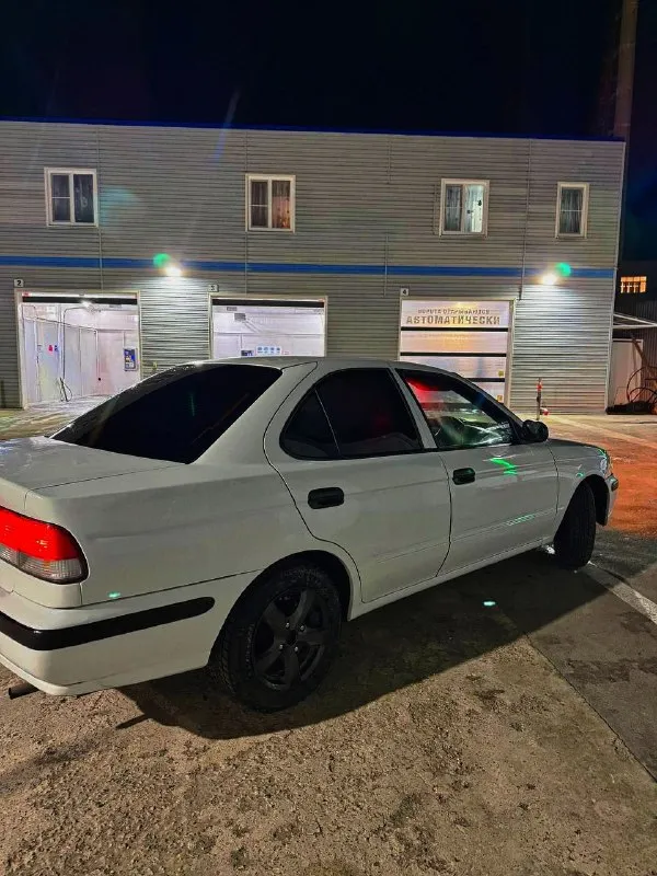 🏎 nissan sunny b15 2002г 1.3 акпп ✅не гнилой ✅печка работает ✅кондиционер работает ✅на новой зимней резине + летняя новая 🚫масло не ест 🎰бензин нюхает ✨ошибок нету цена: 350.000₽ контакты: 89397893095 - фотография - 5