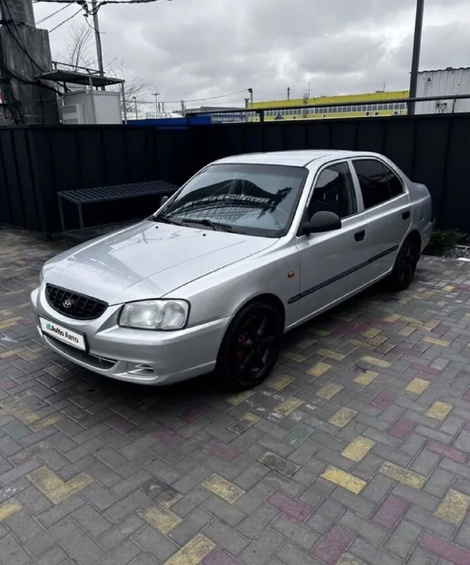 Продам живой акцент! мотор, коробка автомат все в отличном состоянии. машина без каких-либо вложений... - фотография