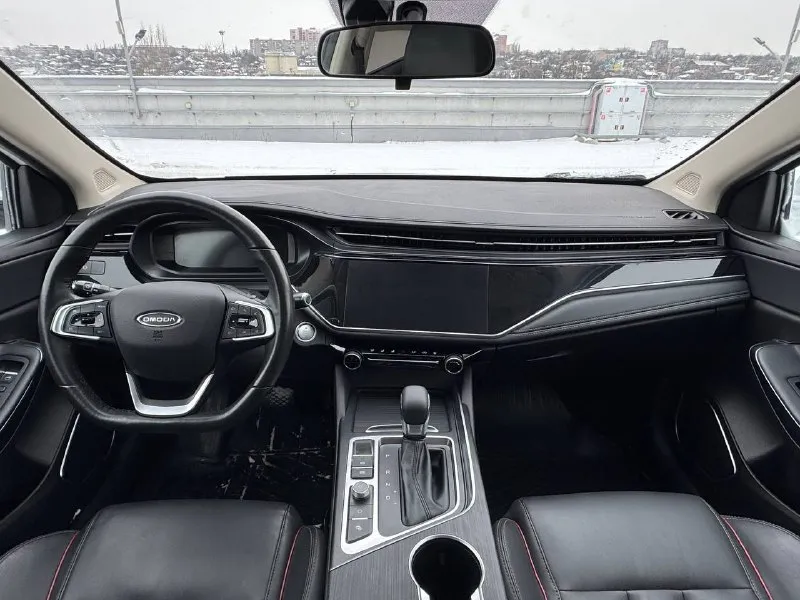 🏁в продаже omoda s5 год выпуска: 2023 пробег на табло: 43 000 км птс: электронный, юр. чистый двигатель: 1.5 бензин трансмиссия: cvt vin: lvvdc21b2rd041634 цена: 1 090 000 руб. 📞 +7 (938) 130-35-61 адрес: г. ростов-на-дону, тц «сиверс», пр. сиверса, 23 – как нас найти способы оплаты: — наличные; — кредит (20 банков); — безнал без ндс; — обмен на ваш авто. больше подробностей об авто и способах оплаты узнавайте у менеджера @autozaorndbot ___________ смотрите все авто в наличии – https://autozao. ru/ 🗺️ присоединяйтесь к авто зао в других городах: — москва — краснодар — екатеринбург - фотография - 5