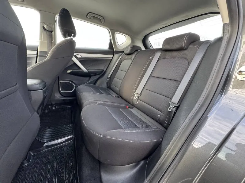 🏁в продаже geely coolray год выпуска: 2023 пробег на табло: 56 000 км птс: электронный, юр. чистый двигатель: 1.5 бензин трансмиссия: amt vin: y4k8622z0pb905090 цена: 1 350 000 руб. 📞 +7 (938) 130-35-61 адрес: г. ростов-на-дону, тц «сиверс», пр. сиверса, 23 – как нас найти способы оплаты: — наличные; — кредит (20 банков); — безнал без ндс; — обмен на ваш авто. больше подробностей об авто и способах оплаты узнавайте у менеджера @autozaorndbot ___________ смотрите все авто в наличии – https://autozao. ru/ 🗺️ присоединяйтесь к авто зао в других городах: — москва — краснодар — екатеринбург - фотография - 10