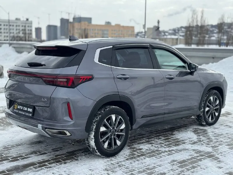 🏁в продаже exeed lx год выпуска: 2023 пробег на табло: 60 800 км птс: электронный, юр. чистый двигатель: 1.5 бензин трансмиссия: cvt vin: lvtdb21b6pe905619 цена: 1 460 000 руб. 📞 +7 (938) 130-35-61 адрес: г. ростов-на-дону, тц «сиверс», пр. сиверса, 23 – как нас найти способы оплаты: — наличные; — кредит (20 банков); — безнал без ндс; — обмен на ваш авто. больше подробностей об авто и способах оплаты узнавайте у менеджера @autozaorndbot ___________ смотрите все авто в наличии – https://autozao. ru/ 🗺️ присоединяйтесь к авто зао в других городах: — москва — краснодар — екатеринбург - фотография - 4