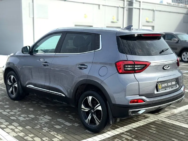 🏁в продаже chery tiggo 4 pro год выпуска: 2023 пробег на табло: 59 000 км птс: электронный, юр. чистый двигатель: 1.5 бензин трансмиссия: cvt vin: lvvdb21b4pd967615 цена: 1 130 000 руб. 📞 +7 (938) 130-35-61 адрес: г. ростов-на-дону, тц «сиверс», пр. сиверса, 23 – как нас найти способы оплаты: — наличные; — кредит (20 банков); — безнал без ндс; — обмен на ваш авто. больше подробностей об авто и способах оплаты узнавайте у менеджера в @autozaorndbot ___________ смотрите все авто в наличии – https://autozao. ru/ 🗺️ присоединяйтесь к авто зао в других городах: — москва — краснодар — екатеринбург - фотография - 3