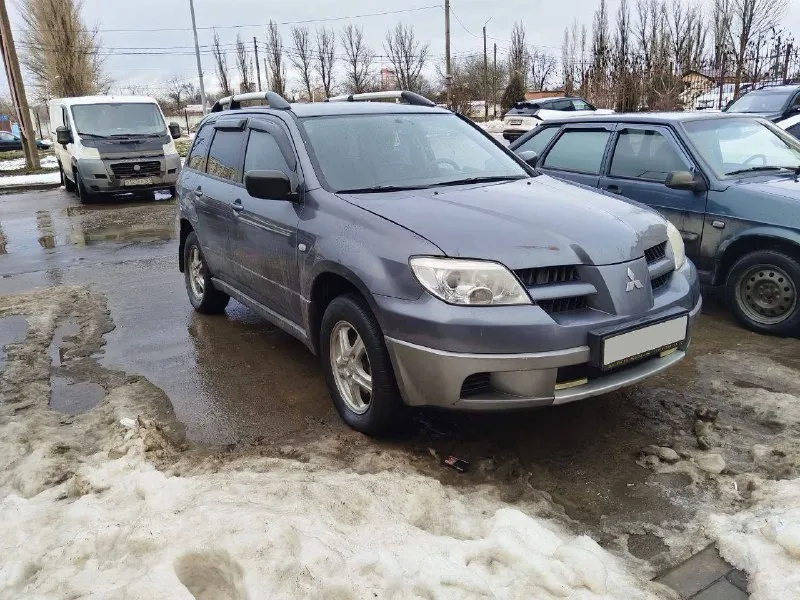 🔥mitsubishi outlander🔥 ✅2008 г 2.0 4wd ✅3 хоза 245к пробега ✅хорошая техника ✅мотор работает ровно ✅... - фотография