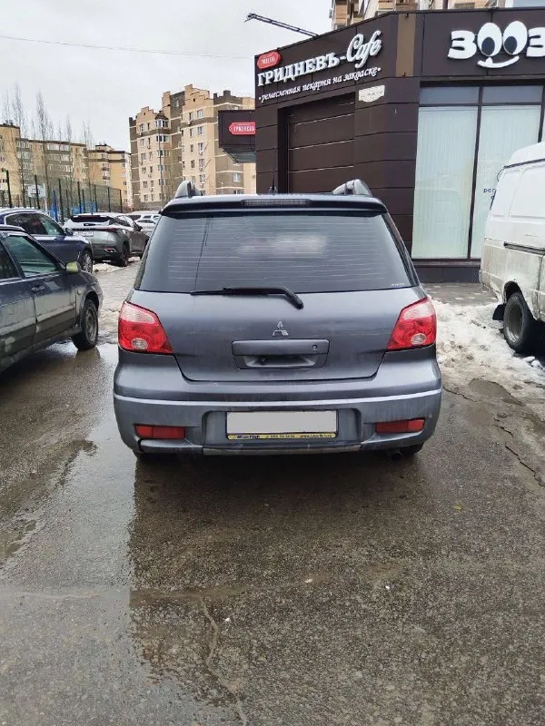 🔥mitsubishi outlander🔥 ✅2008 г 2.0 4wd ✅3 хоза 245к пробега ✅хорошая техника ✅мотор работает ровно ✅2 комплекта резины по минусам: нужно поменять заднюю балку 18к+работа 12к, крашена крышка багажника, без шпакли, все остальные детали заводской окрас автотека: m. avito. ru/autoteka-r. .. цена: 485.000 89897105540 - фотография - 5