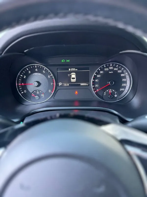 Продам личный автомобиль ! один владелец. 2021 год. комплектация предмаксимальная gt-line. 94000 пробег. обслуживание у дилера до 70.000км. катализатор вырезан. одно дтп в передний бампер. металл весь родной. четкое и своевременное обслуживание цена 1.980.000р 89286267671 - фотография - 5