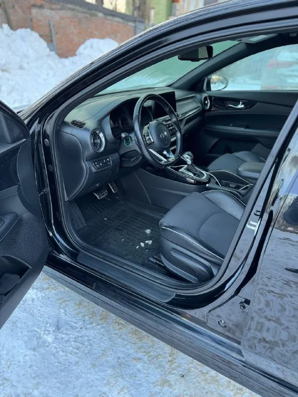 Продам личный автомобиль ! один владелец. 2021 год. комплектация предмаксимальная gt-line. 94000 пробег. обслуживание у дилера до 70.000км. катализатор вырезан. одно дтп в передний бампер. металл весь родной. четкое и своевременное обслуживание цена 1.980.000р 89286267671 - фотография - 7