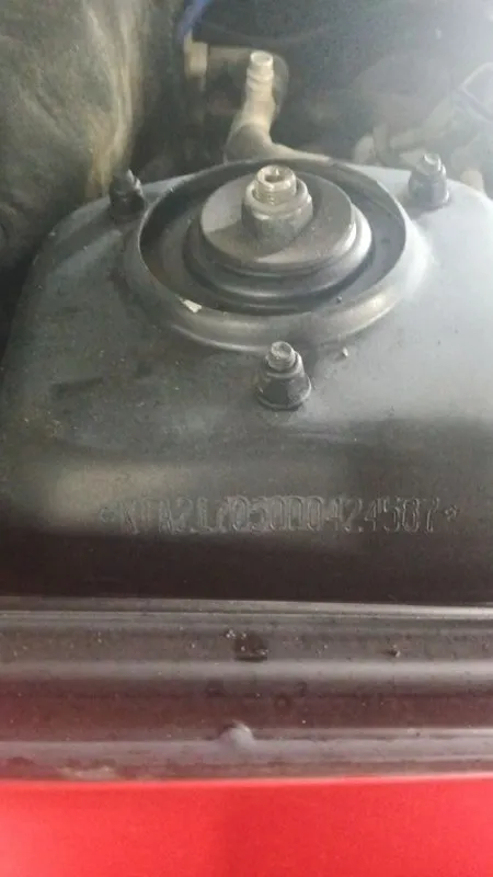 Приора 2013 год 200 пробега батайск срочно продаётся, есть куда надо приложить руки, машина продаётся срочно по воздуху не беспокоить обмена нету либо цена в рынок 450 кондер эур +79889914526 цена 270 без торга - фотография - 5