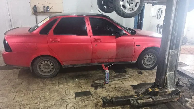 Приора 2013 год 200 пробега батайск срочно продаётся, есть куда надо приложить руки, машина продаётся срочно по воздуху не беспокоить обмена нету либо цена в рынок 450 кондер эур +79889914526 цена 270 без торга - фотография - 7