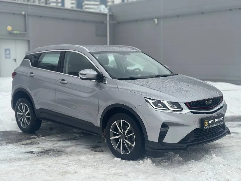 🏁в продаже geely coolray год выпуска: 2022 пробег на табло: 51 000 км птс: электронный двигатель: 1.5 бензин трансмиссия: amt vin: y4k8622z4nb911939 цена: 1 310 000 руб 📞 +7 (938) 130-35-61 адрес: г. ростов-на-дону, тц «сиверс», пр. сиверса, 23 – как нас найти способы оплаты: — наличные; — кредит (20 банков); — безнал без ндс; — обмен на ваш авто. больше подробностей об авто и способах оплаты узнавайте у менеджера в @autozaorndbot ___________ смотрите все авто в наличии – https://autozao. ru/ 🗺️ присоединяйтесь к авто зао в других городах: — москва — краснодар - фотография - 2