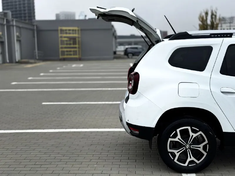 🏁в продаже renault duster комплектация: style год выпуска: 2021 пробег на табло: 65 000 км птс: электронный, юр. чистый двигатель: 1.3 бензин трансмиссия: cvt vin: x7lhsrp3968215384 цена: 1 190 000 новая цена: 1 170 000 руб. 📞 + 7 (928) 113-61-61 адрес: г. ростов-на-дону, тц «сиверс», пр. сиверса, 23 – как нас найти способы оплаты: — наличные; — кредит (20 банков); — безнал без ндс; — обмен на ваш авто. больше подробностей об авто и способах оплаты узнавайте у менеджера @autozaorndbot _______________ смотрите все авто в наличии – https://autozao. ru/ 🗺️ присоединяйтесь к авто зао в других городах: — москва — краснодар — екатеринбург - фотография - 5