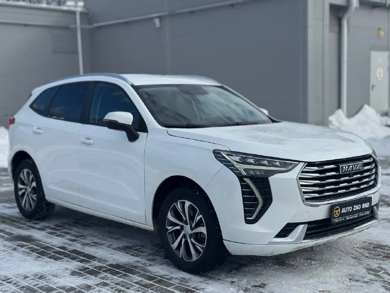 🏁в продаже haval jolion год выпуска: 2023 пробег на табло: 69 000 км птс: электронный, юр. чистый двигатель: 1.5 бензин трансмиссия: amt vin: xzgee04a8pa844805 цена: 1 290 000 новая цена: 1 270 000 руб. 📞 +7 (938) 130-35-61 адрес: г. ростов-на-дону, тц «сиверс», пр. сиверса, 23 – как нас найти способы оплаты: — наличные; — кредит (20 банков); — безнал без ндс; — обмен на ваш авто. больше подробностей об авто и способах оплаты узнавайте у менеджера @autozaorndbot ___________ смотрите все авто в наличии – https://autozao. ru/ 🗺️ присоединяйтесь к авто зао в других городах: — москва — краснодар — екатеринбург - фотография - 2