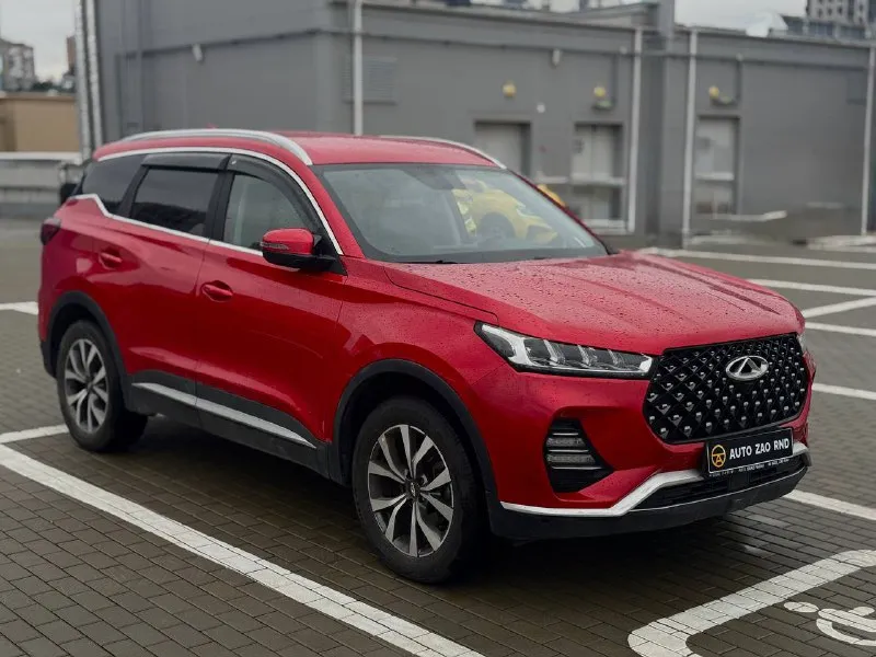 🏁в продаже chery tiggo 7 pro год выпуска: 2022 пробег на табло: 64 000 км птс: электронный, юр. чистый двигатель: 1.5 бензин трансмиссия: cvt vin: lvvdb21b9nd737114 цена: 1 230 000 новая цена: 1 220 000 руб. 📞 + 7 (928) 113-61-61 адрес: г. ростов-на-дону, тц «сиверс», пр. сиверса, 23 – как нас найти ежедневно с 10:00 до 20:00 способы оплаты: — наличные; — кредит (20 банков); — безнал без ндс; — обмен на ваш авто. больше подробностей об авто и способах оплаты узнавайте у менеджера @autozaorndbot _______________ смотрите все авто в наличии – https://autozao. ru/ max. ru/auto_zao_rnd 💬 🗺️ присоединяйтесь к авто зао в других городах: — москва — краснодар - фотография - 2