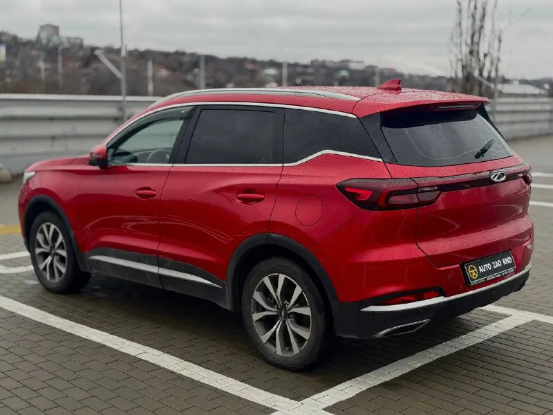 🏁в продаже chery tiggo 7 pro год выпуска: 2022 пробег на табло: 64 000 км птс: электронный, юр. чистый двигатель: 1.5 бензин трансмиссия: cvt vin: lvvdb21b9nd737114 цена: 1 230 000 новая цена: 1 220 000 руб. 📞 + 7 (928) 113-61-61 адрес: г. ростов-на-дону, тц «сиверс», пр. сиверса, 23 – как нас найти ежедневно с 10:00 до 20:00 способы оплаты: — наличные; — кредит (20 банков); — безнал без ндс; — обмен на ваш авто. больше подробностей об авто и способах оплаты узнавайте у менеджера @autozaorndbot _______________ смотрите все авто в наличии – https://autozao. ru/ max. ru/auto_zao_rnd 💬 🗺️ присоединяйтесь к авто зао в других городах: — москва — краснодар - фотография - 4