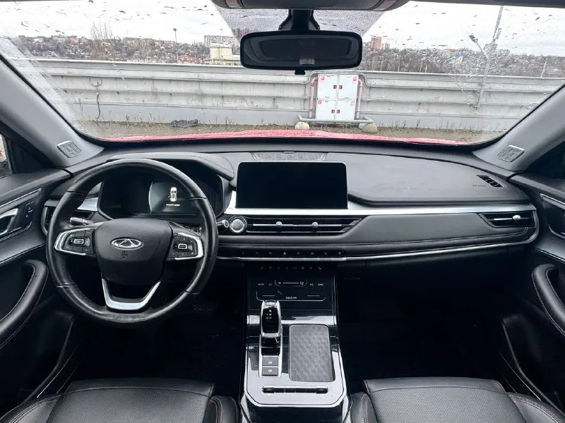 🏁в продаже chery tiggo 7 pro год выпуска: 2022 пробег на табло: 64 000 км птс: электронный, юр. чистый двигатель: 1.5 бензин трансмиссия: cvt vin: lvvdb21b9nd737114 цена: 1 230 000 новая цена: 1 220 000 руб. 📞 + 7 (928) 113-61-61 адрес: г. ростов-на-дону, тц «сиверс», пр. сиверса, 23 – как нас найти ежедневно с 10:00 до 20:00 способы оплаты: — наличные; — кредит (20 банков); — безнал без ндс; — обмен на ваш авто. больше подробностей об авто и способах оплаты узнавайте у менеджера @autozaorndbot _______________ смотрите все авто в наличии – https://autozao. ru/ max. ru/auto_zao_rnd 💬 🗺️ присоединяйтесь к авто зао в других городах: — москва — краснодар - фотография - 5