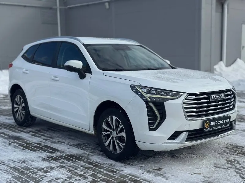 🏁в продаже haval jolion год выпуска: 2023 пробег на табло: 58 000 км птс: электронный, юр. чистый двигатель: 1.5 бензин трансмиссия: amt vin: xzgee04a4pa844803 цена: 1 270 000 новая цена: 1 230 000 руб. 📞 +7 (938) 130-35-61 адрес: г. ростов-на-дону, тц «сиверс», пр. сиверса, 23 – как нас найти способы оплаты: — наличные; — кредит (20 банков); — безнал без ндс; — обмен на ваш авто. больше подробностей об авто и способах оплаты узнавайте у менеджера @autozaorndbot ___________ смотрите все авто в наличии – https://autozao. ru/ 🗺️ присоединяйтесь к авто зао в других городах: — москва — краснодар — екатеринбург - фотография - 2