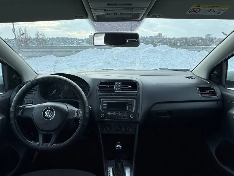 🏁в продаже volkswagen polo год выпуска: 2019 пробег на табло: 175 000 км птс: электронный, юр. чистый двигатель: 1.6 бензин трансмиссия: at vin: xw8zzz61zkg042102 цена: 730 000 новая цена: 690 000 руб. 📞 +7 (938) 130-35-61 адрес: г. ростов-на-дону, тц «сиверс», пр. сиверса, 23 – как нас найти способы оплаты: — наличные; — кредит (20 банков); — безнал без ндс; — обмен на ваш авто. больше подробностей об авто и способах оплаты узнавайте у менеджера @autozaorndbot ___________ смотрите все авто в наличии – https://autozao. ru/ max. ru/auto_zao_rnd 💬 🗺️ присоединяйтесь к авто зао в других городах: — москва — краснодар — екатеринбург - фотография - 5