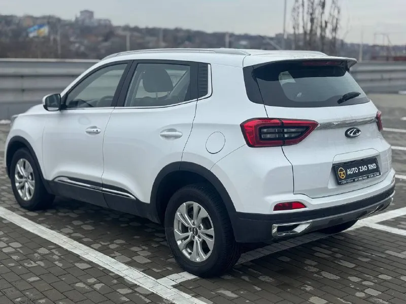 🏁в продаже chery tiggo 4 pro год выпуска: 2022 пробег на табло: 65 600 км птс: электронный двигатель: 1.5 бензин трансмиссия: cvt vin: lvvdb21b0pd087575 цена: 990 000 руб. 📞 + 7 (938) 130-35-61 адрес: г. ростов-на-дону, тц «сиверс», пр. сиверса, 23 – как нас найти способы оплаты: — наличные; — кредит (20 банков); — безнал без ндс; — обмен на ваш авто. больше подробностей об авто и способах оплаты узнавайте у менеджера @autozaorndbot ___________ смотрите все авто в наличии – https://autozao. ru/ max. ru/auto_zao_rnd 💬 🗺️ присоединяйтесь к авто зао в других городах: — москва — краснодар - фотография - 3
