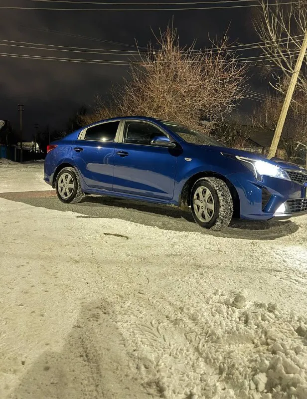 Автомобиль ia rio, год выпуска 2022. пробег 60 0оо километров. цвет синий. объем двигателя 1,6 литра... - фотография