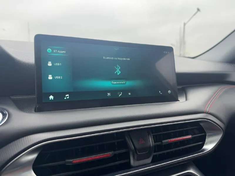 🏁в продаже kaiyi e5 год выпуска: 2023 пробег на табло: 56 000 км птс: электронный двигатель: 1.5 бензин трансмиссия: cvt vin: xuuja2g27p0002858 цена: 1 090 000 руб. 📞 + 7 (938) 130-35-61 адрес: г. ростов-на-дону, тц «сиверс», пр. сиверса, 23 – как нас найти способы оплаты: — наличные; — кредит (20 банков); — безнал без ндс; — обмен на ваш авто. больше подробностей об авто и способах оплаты узнавайте у менеджера @autozaorndbot ___________ смотрите все авто в наличии – https://autozao. ru/ max. ru/auto_zao_rnd 💬 🗺️ присоединяйтесь к авто зао в других городах: — москва — краснодар - фотография - 6