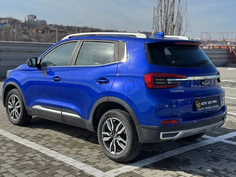 🏁в продаже chery tiggo 4 год выпуска: 2022 пробег на табло: 52 000 км птс: электронный двигатель: 1.5 бензин трансмиссия: cvt vin: lvvdb21bxnd317247 цена: 990 000 руб. 📞 +7 (938) 130-35-61 адрес: г. ростов-на-дону, тц «сиверс», пр. сиверса, 23 – как нас найти способы оплаты: — наличные; — кредит (20 банков); — безнал без ндс; — обмен на ваш авто. больше подробностей об авто и способах оплаты узнавайте у менеджера в @autozaorndbot ___________ смотрите все авто в наличии – https://autozao. ru/ 🗺️ присоединяйтесь к авто зао в других городах: — москва — краснодар - фотография - 3