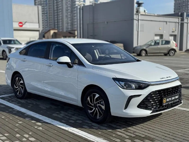 🏁в продаже baic u5 plus год выпуска: 2023 пробег на табло: 25 000 км птс: электронный двигатель: 1.5 бензин трансмиссия: cvt vin: xwdclsac0p0001612 цена: 1 070 000 руб. 📞 +7 (938) 130-35-61 адрес: г. ростов-на-дону, тц «сиверс», пр. сиверса, 23 – как нас найти способы оплаты: — наличные; — кредит (20 банков); — безнал без ндс; — обмен на ваш авто. больше подробностей об авто и способах оплаты узнавайте у менеджера в @autozaorndbot ___________ смотрите все авто в наличии – https://autozao. ru/ 🗺️ присоединяйтесь к авто зао в других городах: — москва — краснодар - фотография - 2