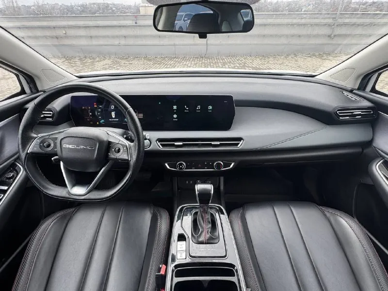 🏁в продаже baic u5 plus год выпуска: 2023 пробег на табло: 25 000 км птс: электронный двигатель: 1.5 бензин трансмиссия: cvt vin: xwdclsac0p0001612 цена: 1 070 000 руб. 📞 +7 (938) 130-35-61 адрес: г. ростов-на-дону, тц «сиверс», пр. сиверса, 23 – как нас найти способы оплаты: — наличные; — кредит (20 банков); — безнал без ндс; — обмен на ваш авто. больше подробностей об авто и способах оплаты узнавайте у менеджера в @autozaorndbot ___________ смотрите все авто в наличии – https://autozao. ru/ 🗺️ присоединяйтесь к авто зао в других городах: — москва — краснодар - фотография - 5