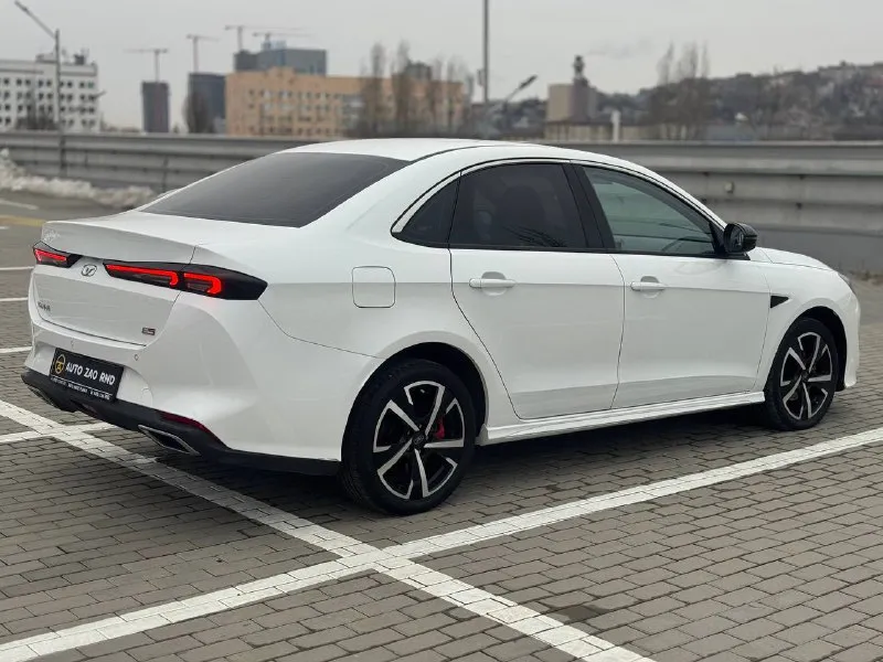 🏁 в продаже kaiyi e5 год выпуска: 2023 пробег на табло: 51 000 км птс: электронный двигатель: 1.5 бензин трансмиссия: cvt vin: xuuja2g28p0003002 цена: 1 070 000 руб. 📞 + 7 (938) 130-35-61 адрес: г. ростов-на-дону, тц «сиверс», пр. сиверса, 23 – как нас найти способы оплаты: — наличные; — кредит (20 банков); — безнал без ндс; — обмен на ваш авто. больше подробностей об авто и способах оплаты узнавайте у менеджера @autozaorndbot ___________ смотрите все авто в наличии – https://autozao. ru/ max. ru/auto_zao_rnd 💬 🗺️ присоединяйтесь к авто зао в других городах: — москва — краснодар - фотография - 4