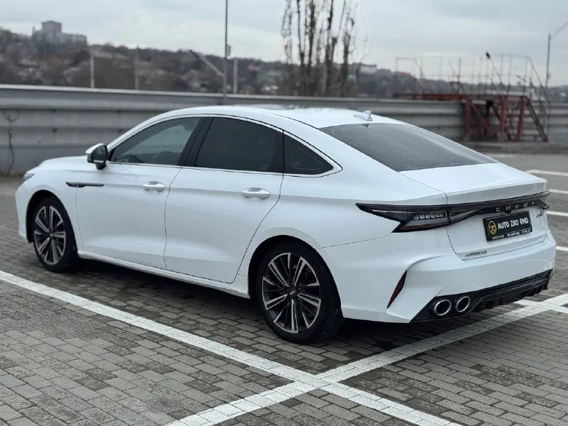 🏁 в продаже chery arrizo 8 год выпуска: 2023 пробег на табло: 33 000 км птс: электронный двигатель: 1.6 бензин трансмиссия: amt vin: lvvdc21b7pd290265 цена: 1 740 000 руб. 📞 + 7 (938) 130-35-61 адрес: г. ростов-на-дону, тц «сиверс», пр. сиверса, 23 – как нас найти способы оплаты: — наличные; — кредит (20 банков); — безнал без ндс; — обмен на ваш авто. больше подробностей об авто и способах оплаты узнавайте у менеджера @autozaorndbot ___________ смотрите все авто в наличии – https://autozao. ru/ max. ru/auto_zao_rnd 💬 🗺️ присоединяйтесь к авто зао в других городах: — москва — краснодар - фотография - 3