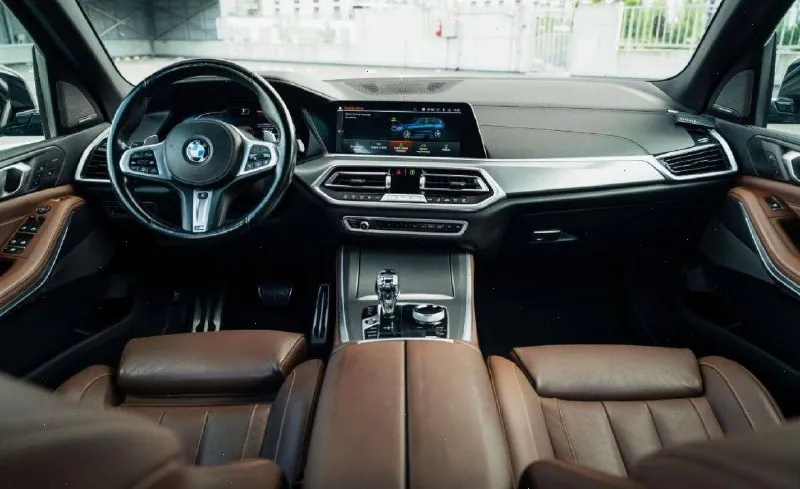 Первая регистрация: 2021-05 пробег: 42 517 км двигатель: 2993 cm³, 258 л. с. (210кв) тип топлива: дизель тип кузова: внедорожник / кроссовер количество дверей: 4/5 тип трансмиссии: полный привод (4х4) коробка передач: автоматическая климат-контроль: климат-контроль цвет: синий / голубой дефекты: без дефектов диаметр дисков: r21 снаряженная масса, кг: 2190 количество сидений: 5 евростандарт: евро 6 💸цена💸: 5 250 000 руб. нарядный автомобиль, без участия в дтп, один владелец, прошел своевременное обслуживание, по все вопросам звоните пишите 📞📱 max: +7 (926) 177-22-76 - фотография - 6