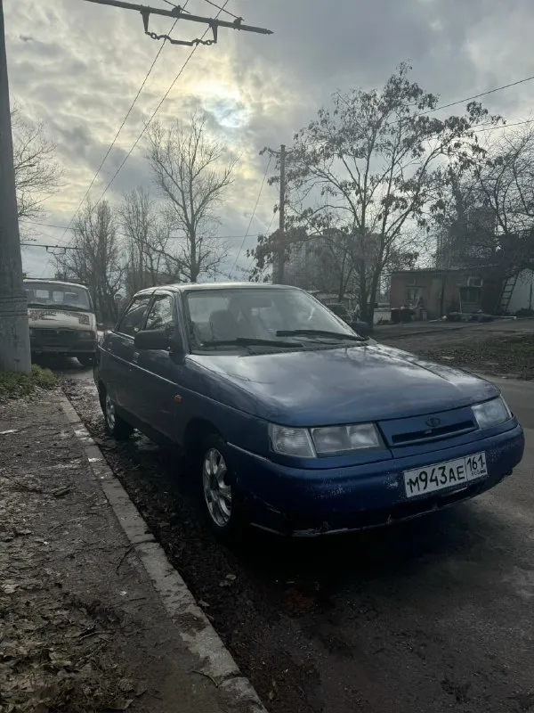 Ваз 2110 1998г. 4 владельца, документы чистые, авто на учете двигатель 16кл подстукивают гидрокомпен... - фотография