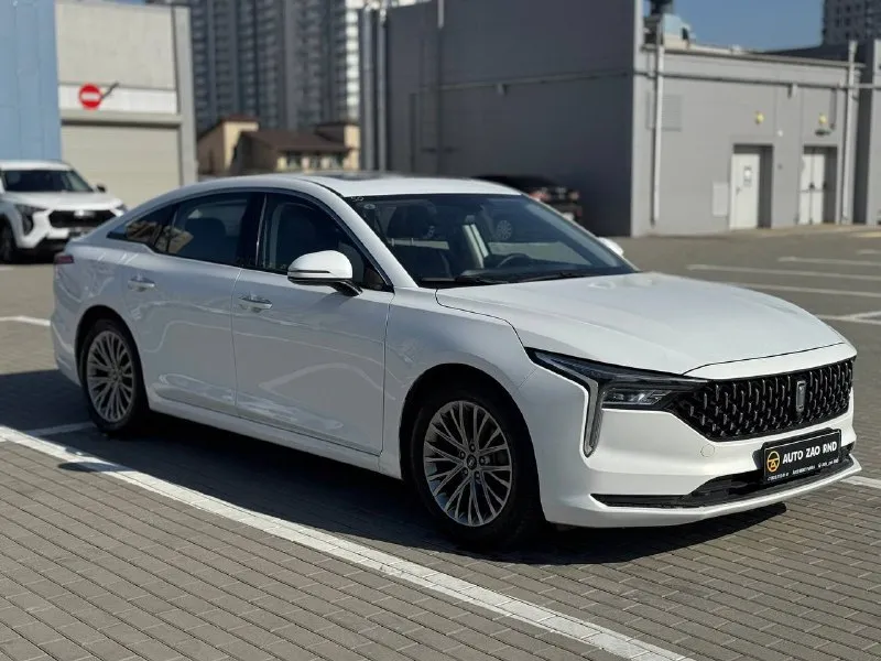 🏁 в продаже kaiyi e5 год выпуска: 2023 пробег на табло: 44 371 км птс: электронный двигатель: 1.5 бензин трансмиссия: cvt vin: xuuja2g2xp0002787 цена: 1 080 000 руб. 📞 + 7 (938) 130-35-61 адрес: г. ростов-на-дону, тц «сиверс», пр. сиверса, 23 – как нас найти способы оплаты: — наличные; — кредит (20 банков); — безнал без ндс; — обмен на ваш авто. больше подробностей об авто и способах оплаты узнавайте у менеджера @autozaorndbot ___________ смотрите все авто в наличии – https://autozao. ru/ max. ru/auto_zao_rnd 💬 🗺️ присоединяйтесь к авто зао в других городах: — москва — краснодар - фотография - 2