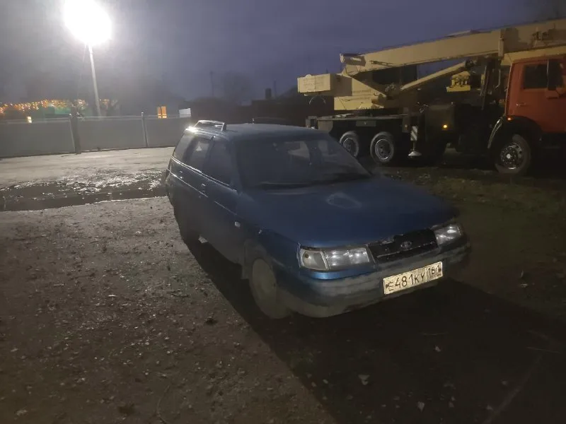 Продам, на боевом ходу,99 год инжектор, продажа от собственника, цена 90к, торг имеется, все вопросы... - фотография