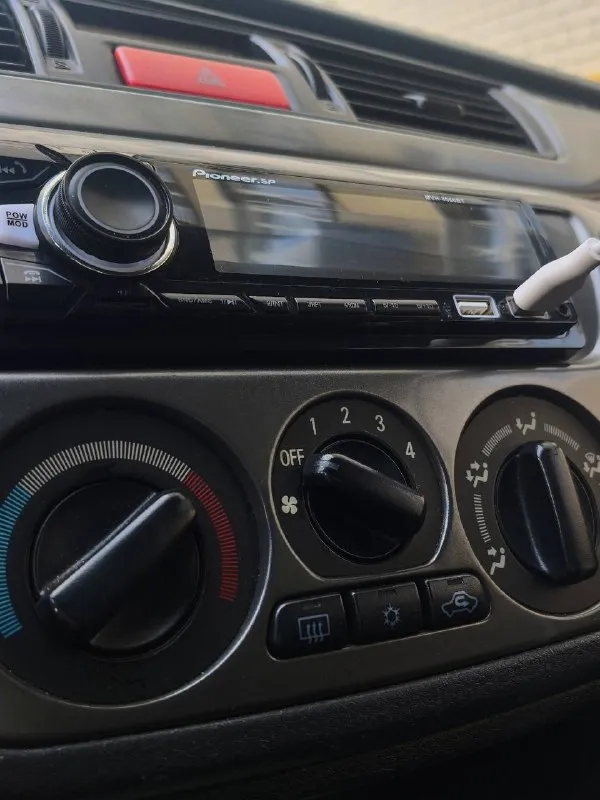 Mitsubishi lancer 9 2006г собственник 3 владельца двигатель 1.3 / мкпп / все работает идеально, масло менялось каждые 6т. к (lukoil genesis 5w30) по документам все отлично, штрафов, запретов, ограничений нет что было сделано, смотрите ниже, все чеки, предоставлю ходовая перед: стойки стабилизаторов 4шт втулки стабилизаторов 4шт передние рулевые наконечники 2шт шаровые опоры 2шт передние стойки 2 передние сайлентболоки на перед рычаги 2 тормозные диски колодки опорные подшипники 2 пыльник отбойник на стойки передний сальник деференциала левый рулевая рейка motorherz ходовая зад: тросики ручника 2 стойки армортизационные 2 пальник на стойки и отбойник на 2 тормозные диски задние колодки задние колодки на ручник капиталка: 25 августа 2025 расточка шлифовка масляный насос прокладка гбц прокладки выпускного и выпускного коллектора поршни + пальцы 72.0 вкладыши коренные и шатунные 0.25 кольца поршневые 72.0 сальники клапанов + клапана выжимной подшипник свечи сальники двигателя зад перед сальники распредвала помпа антифриз красный 5л прокладка масло приемника прокладка дроссельной заслонки ремень грм ролик натяжной прокладка клапанной крышки уплотнительные кольца свечных колодцев замена масла в коробке на пробеге 249.900 масло трансмиссионное мкпп zic 75w-85 по мелочи - заменено: броне провода наконечники катушки уплотнитель пробки поддона сальник деференциала датчик уровня давления масла замена кулисы отопителя датчик давления масла бензонасос датчик уровня топлива термостат подрулевой шлейф обводные ремни (2) 02.11.25 замена жидкости гидроуселителя mannol сальник распредвала (reinz) 500₽ обводные ремни (2) 1.400₽ 25.02.2026 замена радиатора двигателя машину делала для себя! салон в хорошем состоянии, багажник тоже, гур/кондиционер/печка/стеклоподъемники/центральный замок установлены линзованные туманки 05.02.2026 в машине дует, светится, работает всё продаю не спешу, приезжайте, смотрите, проверяйте 440.000₽ 🔴 89508512547 алина - фотография - 5